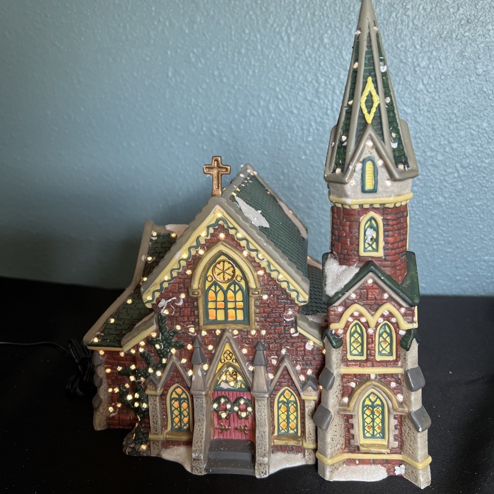 Vintage Dickens Collectables Fiber Optic Christmas Victorian Series Church W Box